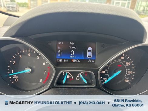 Used 2017 Ford Escape SE w/ Equipment Group 201A FWD image 4