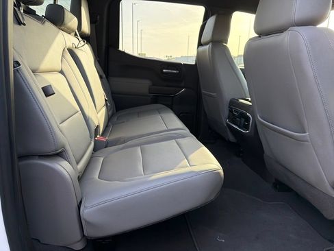 Used 2021 GMC Sierra 1500 SLT AWD/4WD image 12