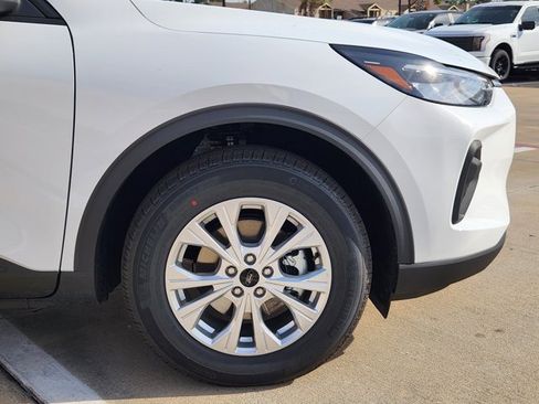 New 2026 Ford Escape Active w/ Tech Pack #1 FWD image 5