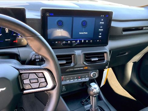 Used 2025 Ford Mustang Coupe RWD image 6