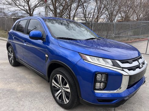 Used 2020 Mitsubishi Outlander Sport ES image 6