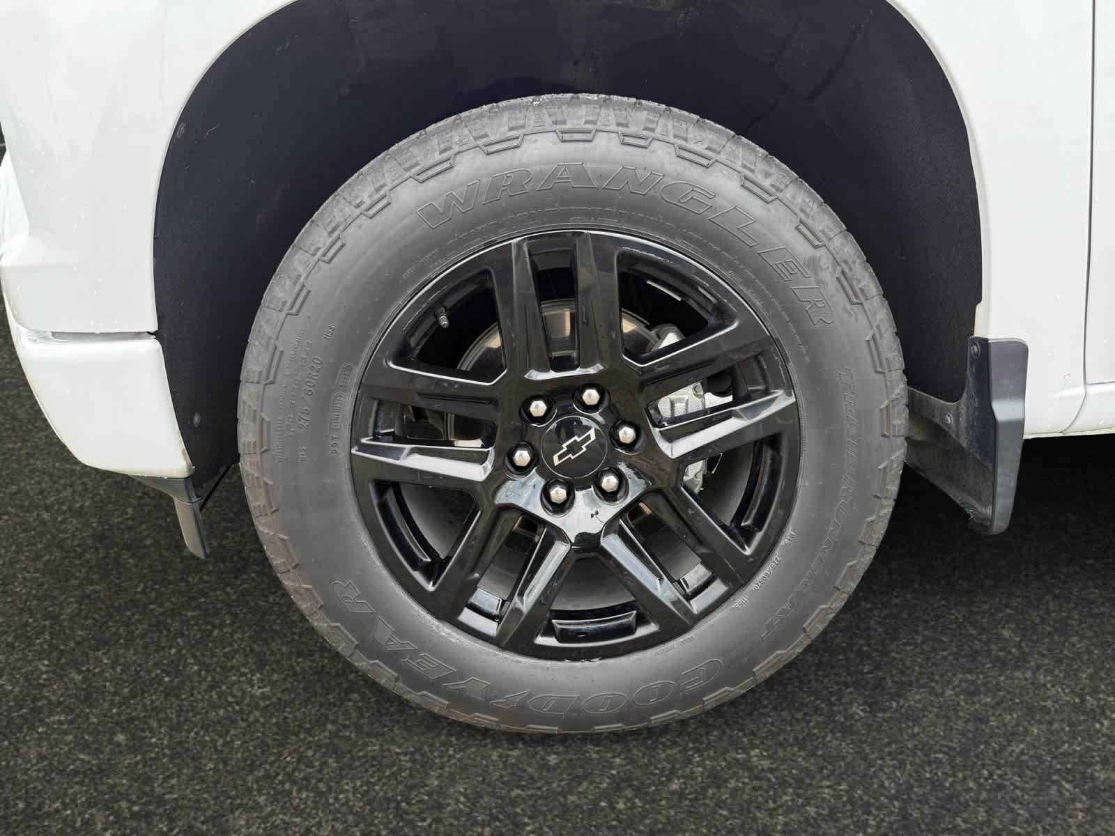Used 2024 Chevrolet Silverado 1500 RST w/ Convenience Package II AWD/4WD image 14