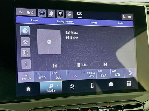 Used 2025 Jeep Compass Limited image 21