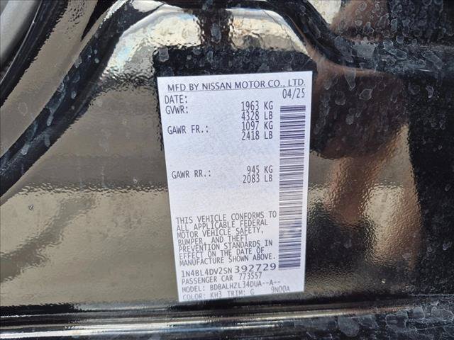 Used 2025 Nissan Altima 2.5 SV FWD image 30