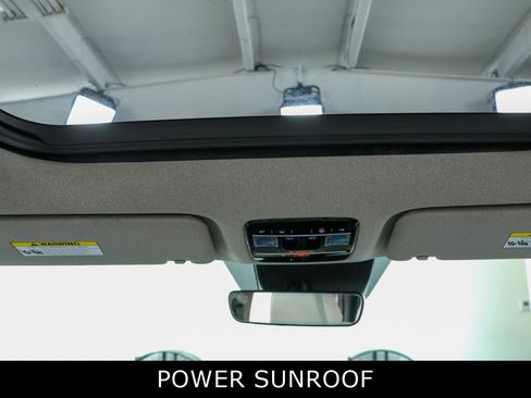 Used 2025 Hyundai Santa Fe Limited FWD image 21