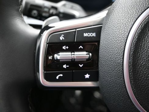 Certified 2024 Kia Sorento SX Prestige image 29