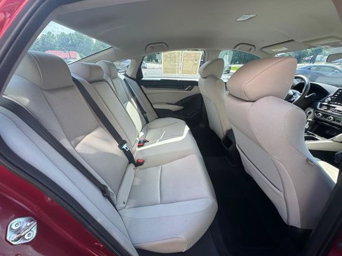 Used 2018 Honda Accord LX image 19