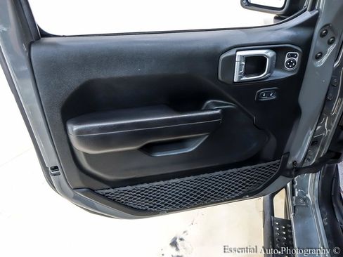 Used 2020 Jeep Wrangler Unlimited Sport S w/ Sun And Sound Package AWD/4WD image 25