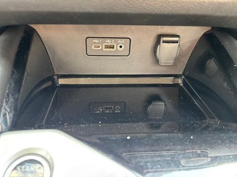 Used 2024 Nissan Altima 2.5 SR FWD image 28