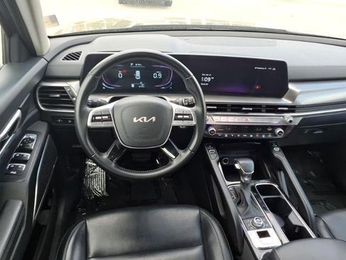 Used 2025 Kia Telluride S image 17