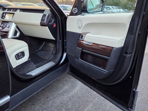 Used 2016 Land Rover Range Rover Supercharged image 45