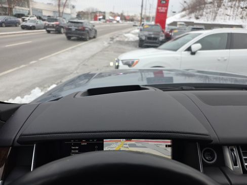 Used 2020 Land Rover Range Rover HSE image 70