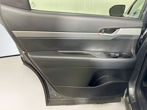 Used 2025 Hyundai Palisade SEL FWD image 26