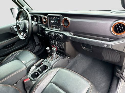 Used 2022 Jeep Gladiator Mojave AWD/4WD image 33