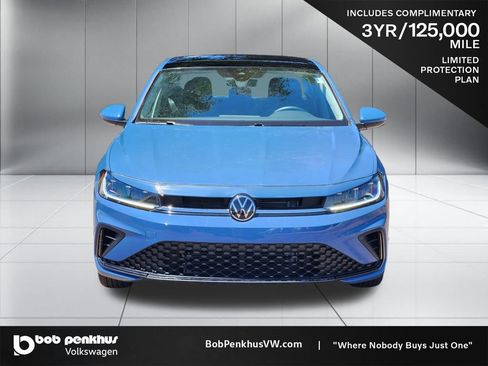 Used 2026 Volkswagen Jetta SE FWD image 22