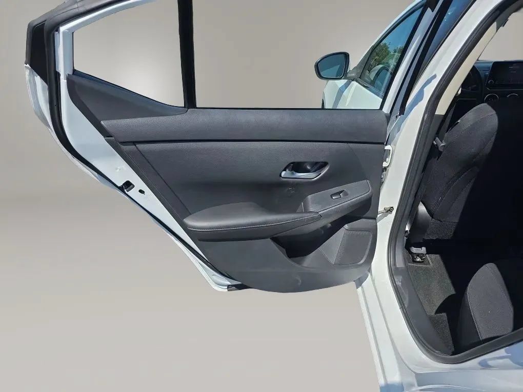 Used 2023 Nissan Sentra SV w/ All-Weather Package FWD image 38