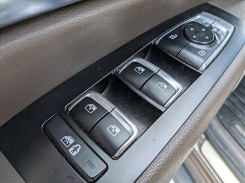 Used 2022 Kia Telluride SX FWD image 11