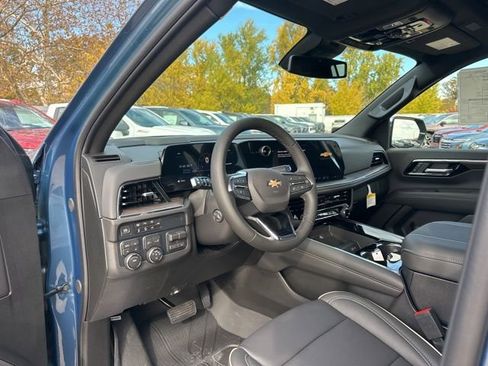 New 2026 Chevrolet Suburban Premier w/ Sun And Tow Package image 13