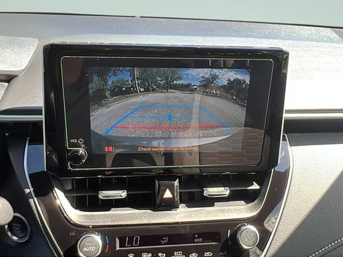 Certified 2025 Toyota Corolla SE FWD image 15