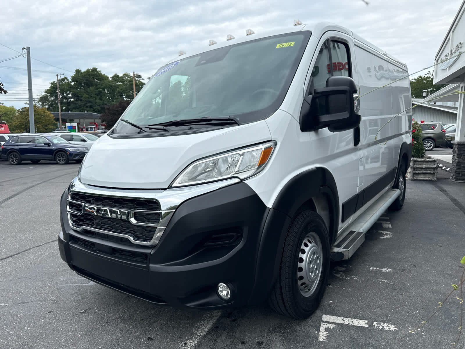 Used 2025 RAM ProMaster 2500 w/ U-Haul Equipment Group FWD image 8