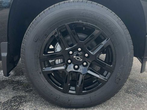 New 2026 Chevrolet Silverado 1500 Custom w/ Rally Edition AWD/4WD image 36
