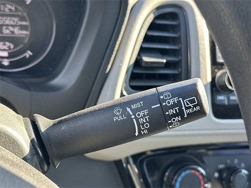 Used 2016 Honda HR-V LX image 27