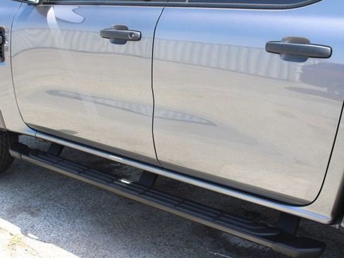 Used 2024 Ford Ranger XLT w/ FX4 Off-Road Package AWD/4WD image 9