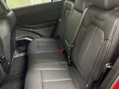 New 2026 Jeep Cherokee Overland image 24