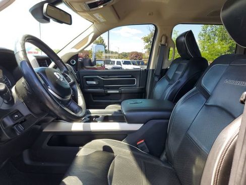 Used 2019 RAM 2500 Laramie AWD/4WD image 11