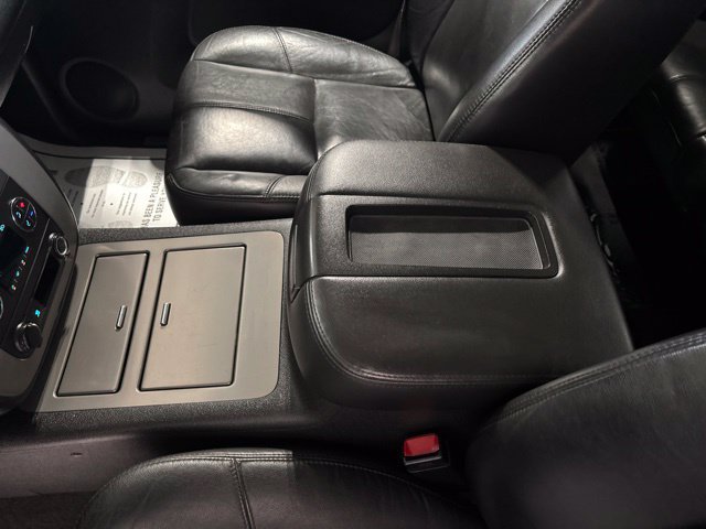 Used 2009 GMC Sierra 1500 SLT w/ All-Terrain Package AWD/4WD image 17