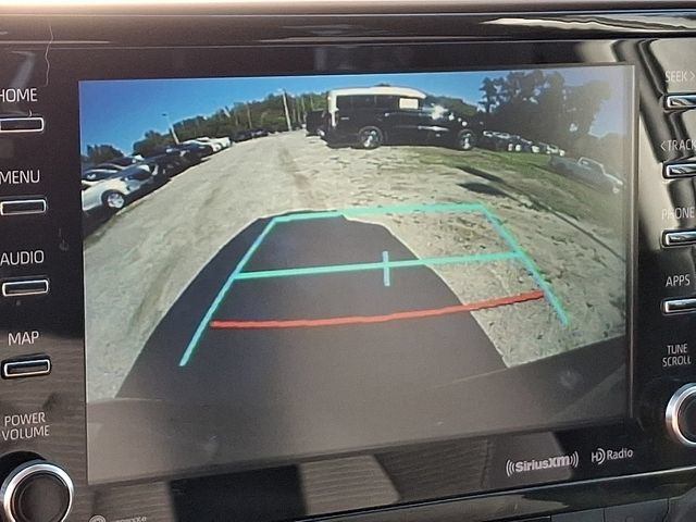 Used 2020 Toyota Highlander LE AWD/4WD image 12