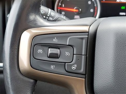 Used 2022 Chevrolet Silverado 1500 High Country w/ Z71 Off-Road Package image 11