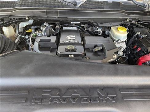Used 2019 RAM 2500 Laramie image 23