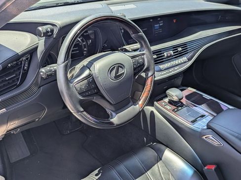 Used 2020 Lexus LS 500 AWD w/ Interior Upgrade Package image 9