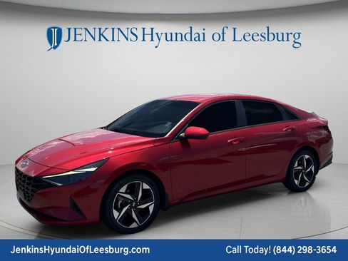 Certified 2023 Hyundai Elantra SEL w/ Convenience Package FWD image 11