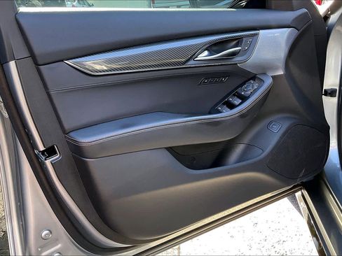 Used 2023 Cadillac CT5 Sport image 21