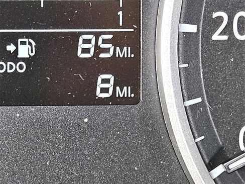 New 2025 Nissan Kicks Play S image 26