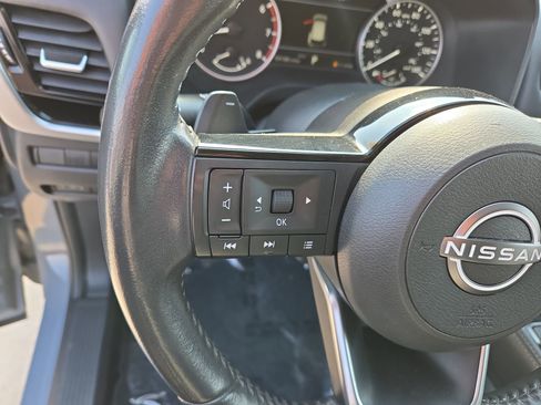 Certified 2023 Nissan Rogue SL w/ SL Premium Package image 9