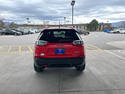 Used 2019 Jeep Cherokee Trailhawk w/ Comfort/Convenience Group image 5