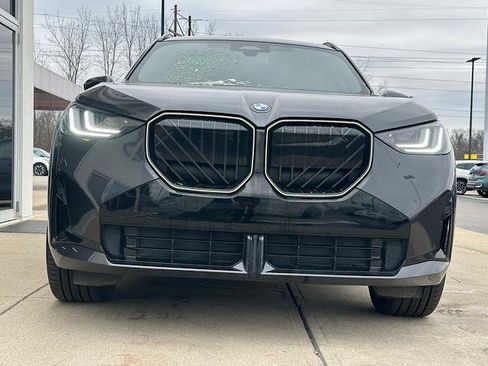 Certified 2025 BMW X3 xDrive30i w/ M Sport Package image 2