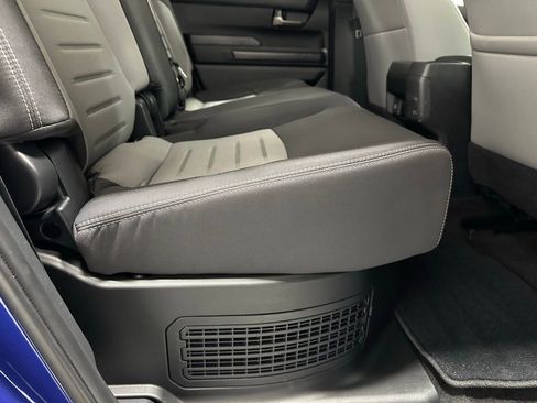 Used 2025 Toyota Tacoma TRD Off-Road image 52