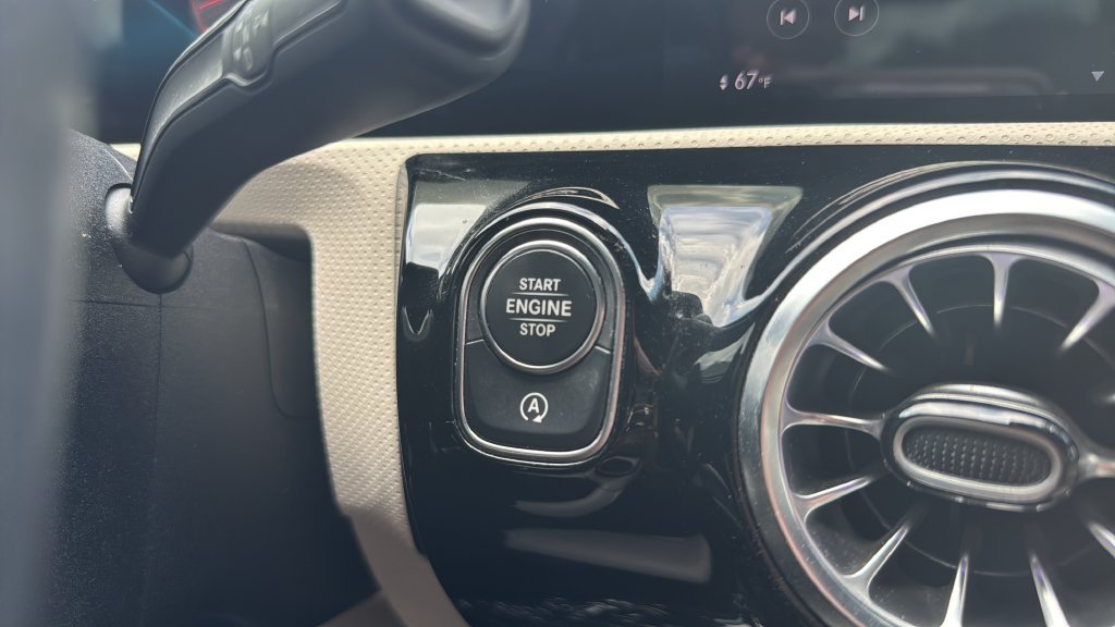 Used 2022 Mercedes-Benz A 220 image 23