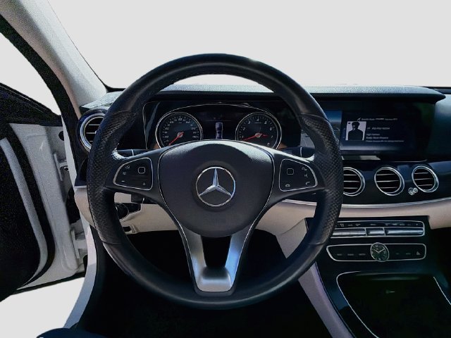 Used 2017 Mercedes-Benz E 300 image 37