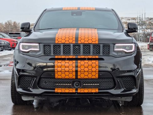 Used 2018 Jeep Grand Cherokee SRT image 6