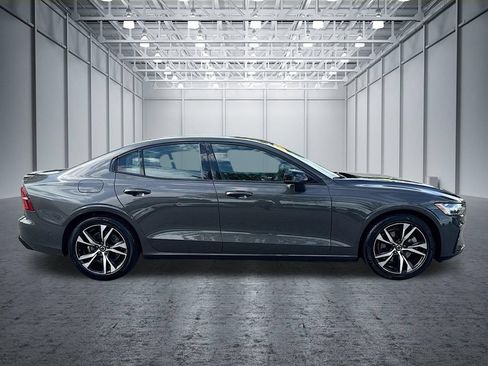 Used 2023 Volvo S60 B5 Plus AWD/4WD image 10