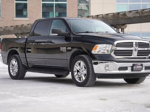 Used 2019 RAM 1500 Big Horn AWD/4WD image 11