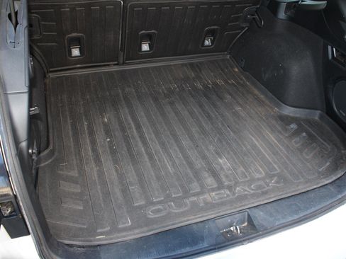 Used 2019 Subaru Outback 2.5i Limited image 8