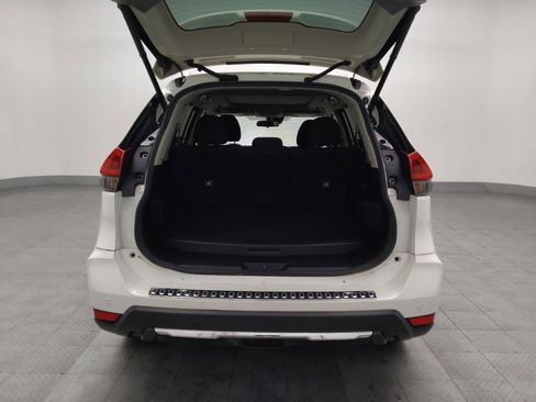 Used 2019 Nissan Rogue SV w/ Premium Package image 29