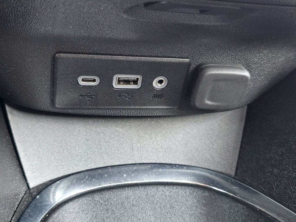 Used 2024 Chevrolet Malibu LT FWD image 28
