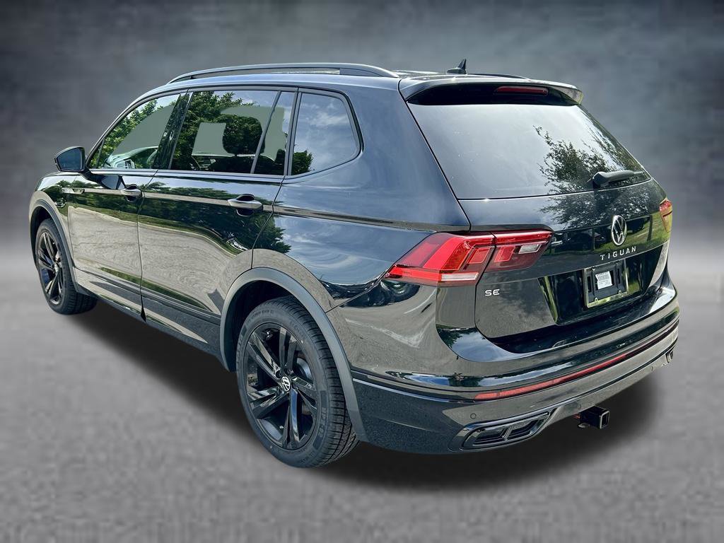 Used 2024 Volkswagen Tiguan SE R-Line FWD image 7